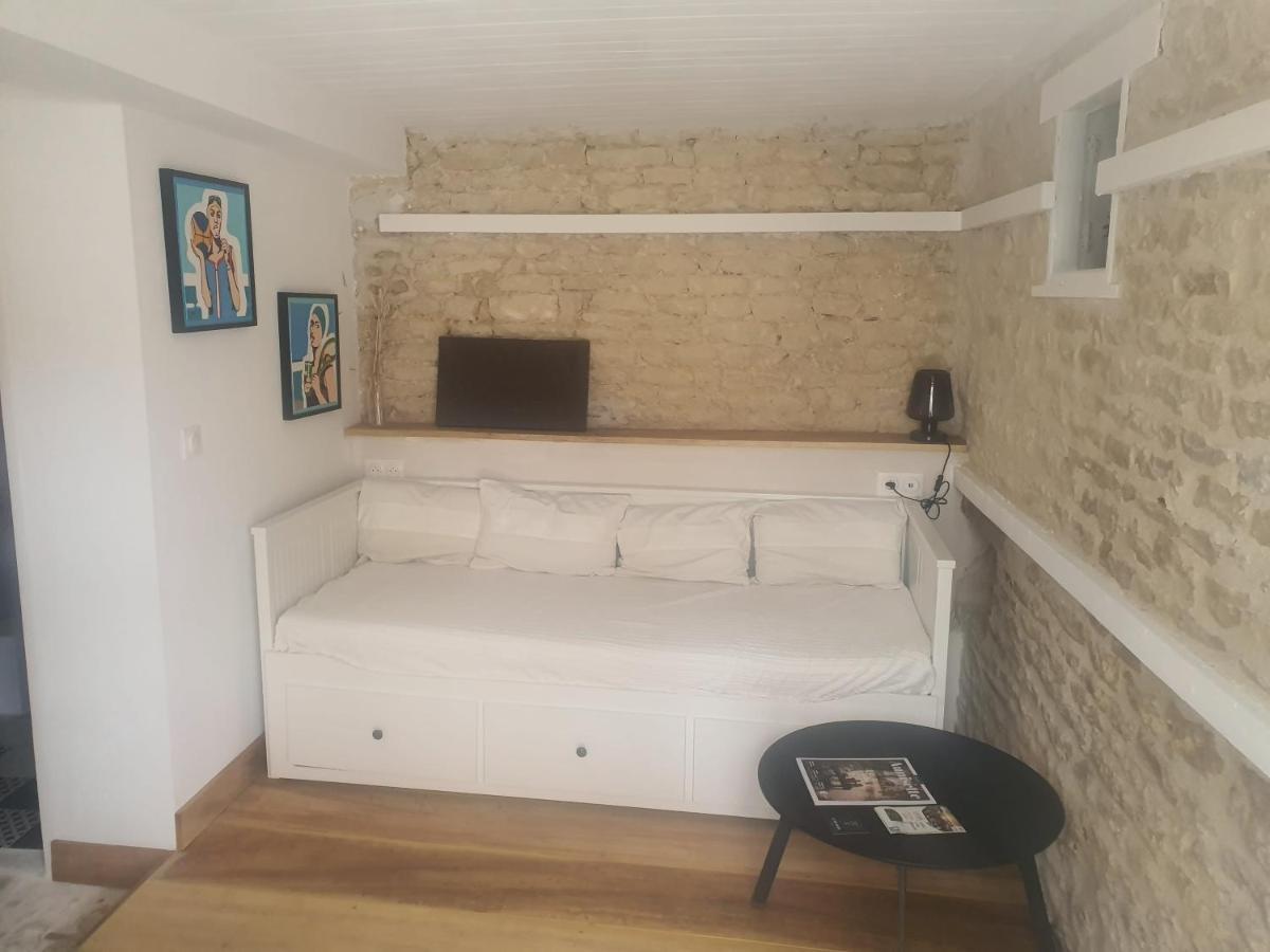 Appartamento La P'tite Écurie Saint-Jean-de-Liversay Esterno foto
